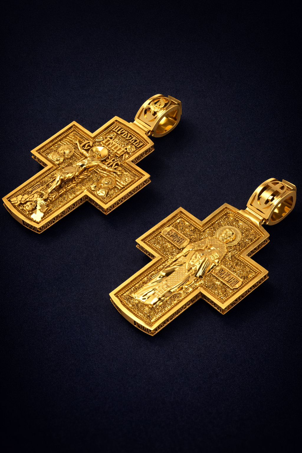 NOBLIS — Cross 44. Bijuterie lucrată manual în Chișinău, finisaj premium, livrare în toată Moldova.